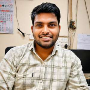 AZAD SAROJ