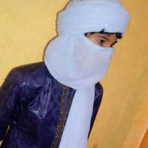 حُسىٖنْ حمّدُ