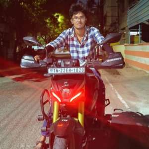 சாய்கிருஷ்ணா Dhiuy D.v