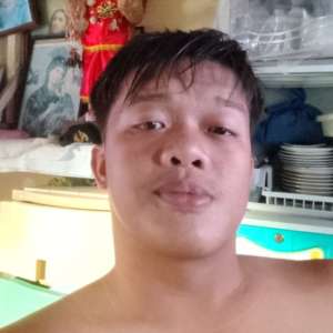 Kerwin Esquesta