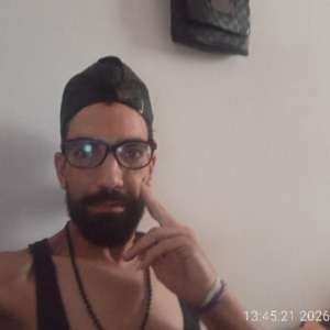 Younes Largone