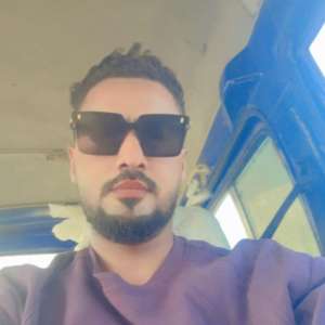 ايمن عصام معمري