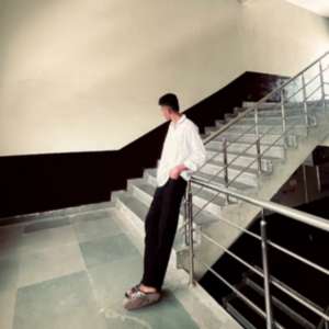 Im Khan